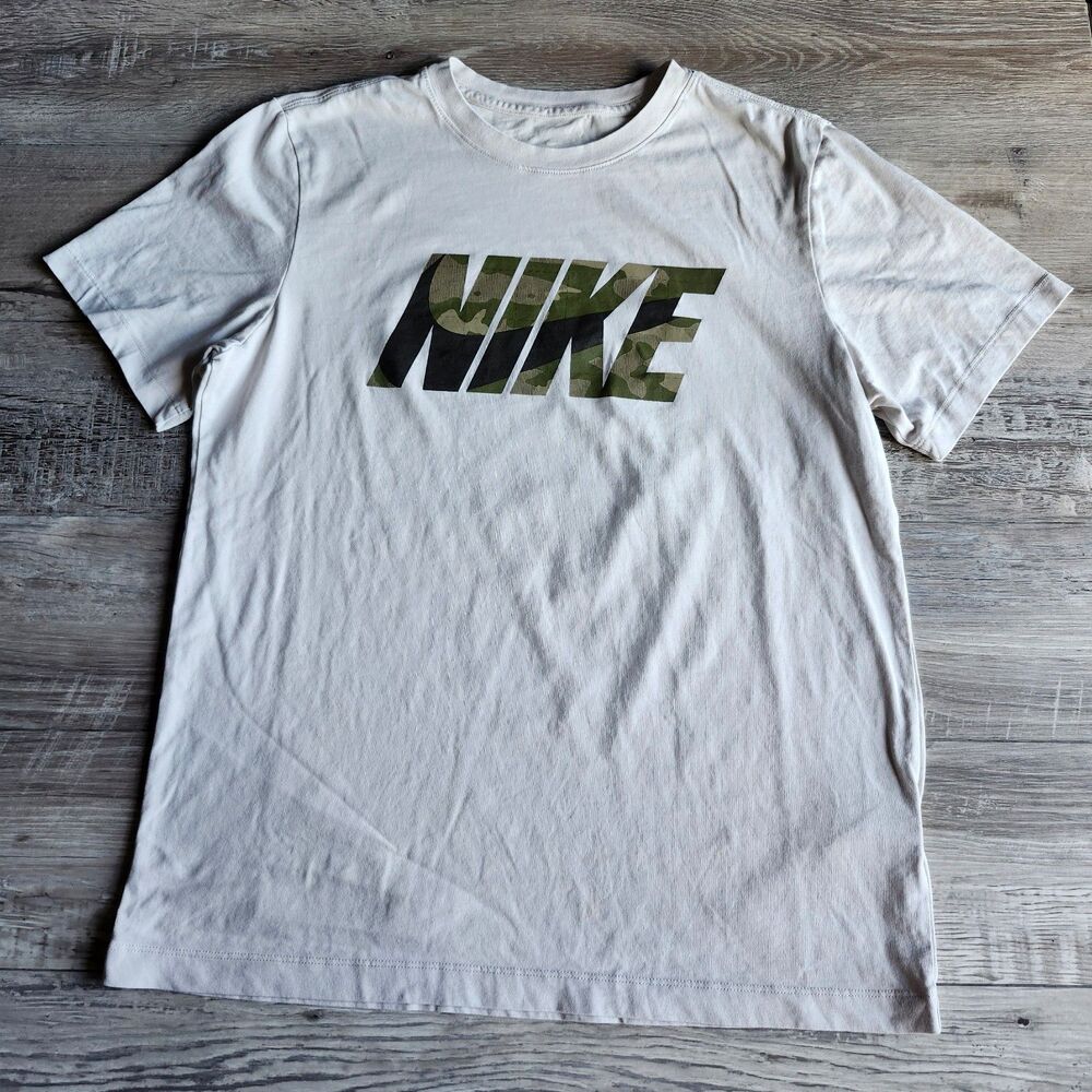 (L) Men's Nike short sleeve top